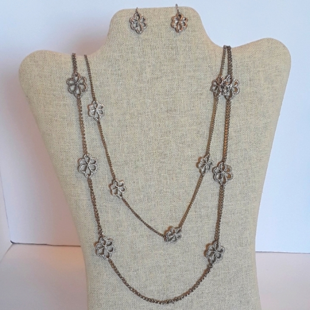 Silvertone Filigree Flower Necklace and Earrings